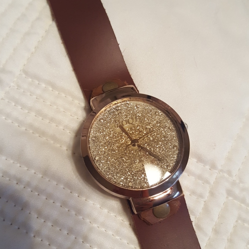 Watch - Picture 2 of 5